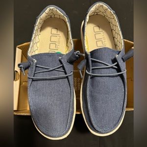 (SOLD) Hey Dudes Wendy-Sparkling Blue Denim (8w)